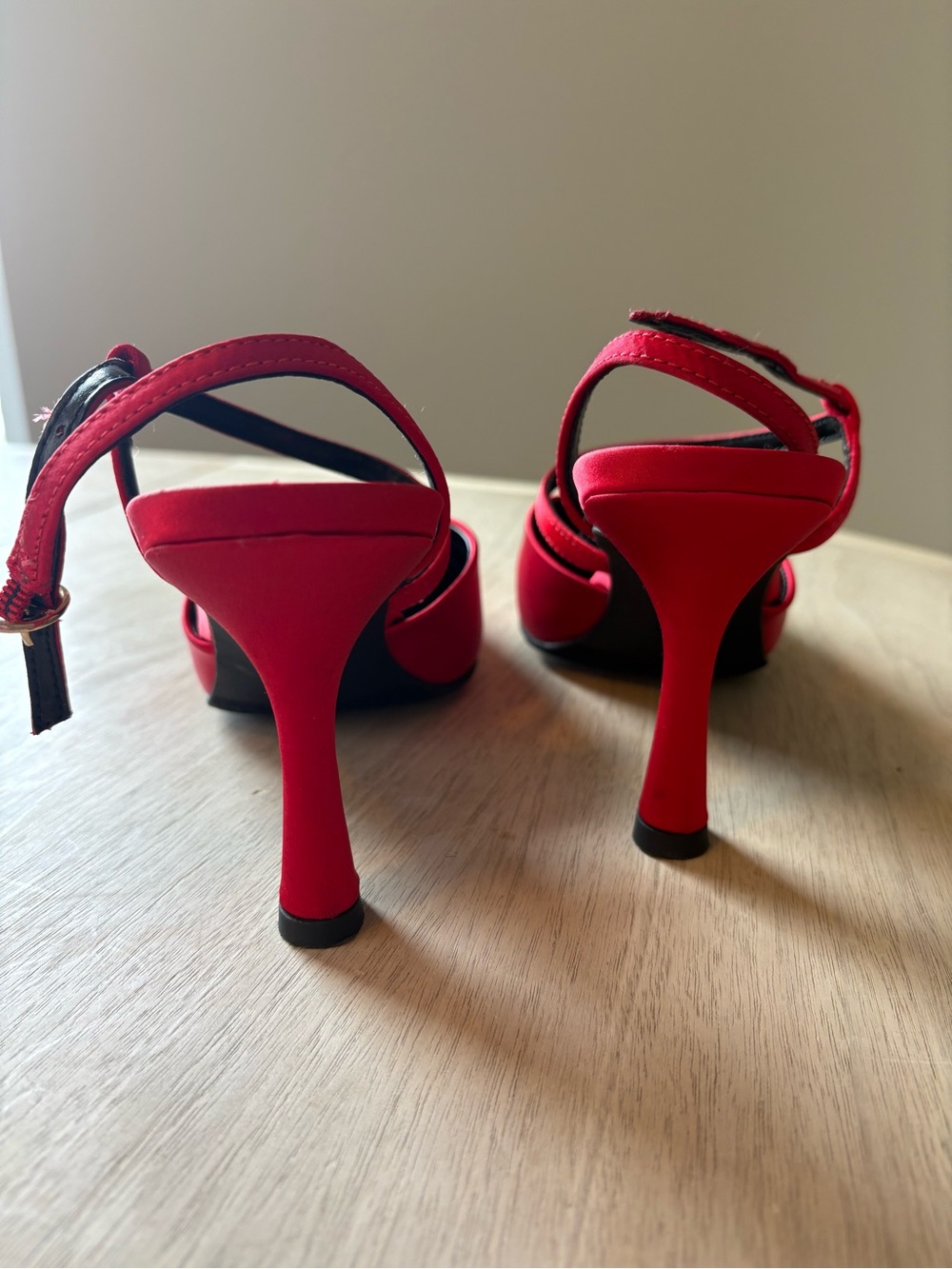 A New Day Red Satin Pointed Toe Heels - Picture 3 of 9